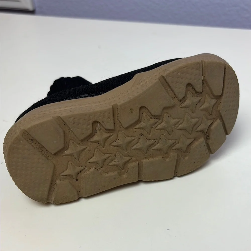 Kids Black and Tan Sock Shoes